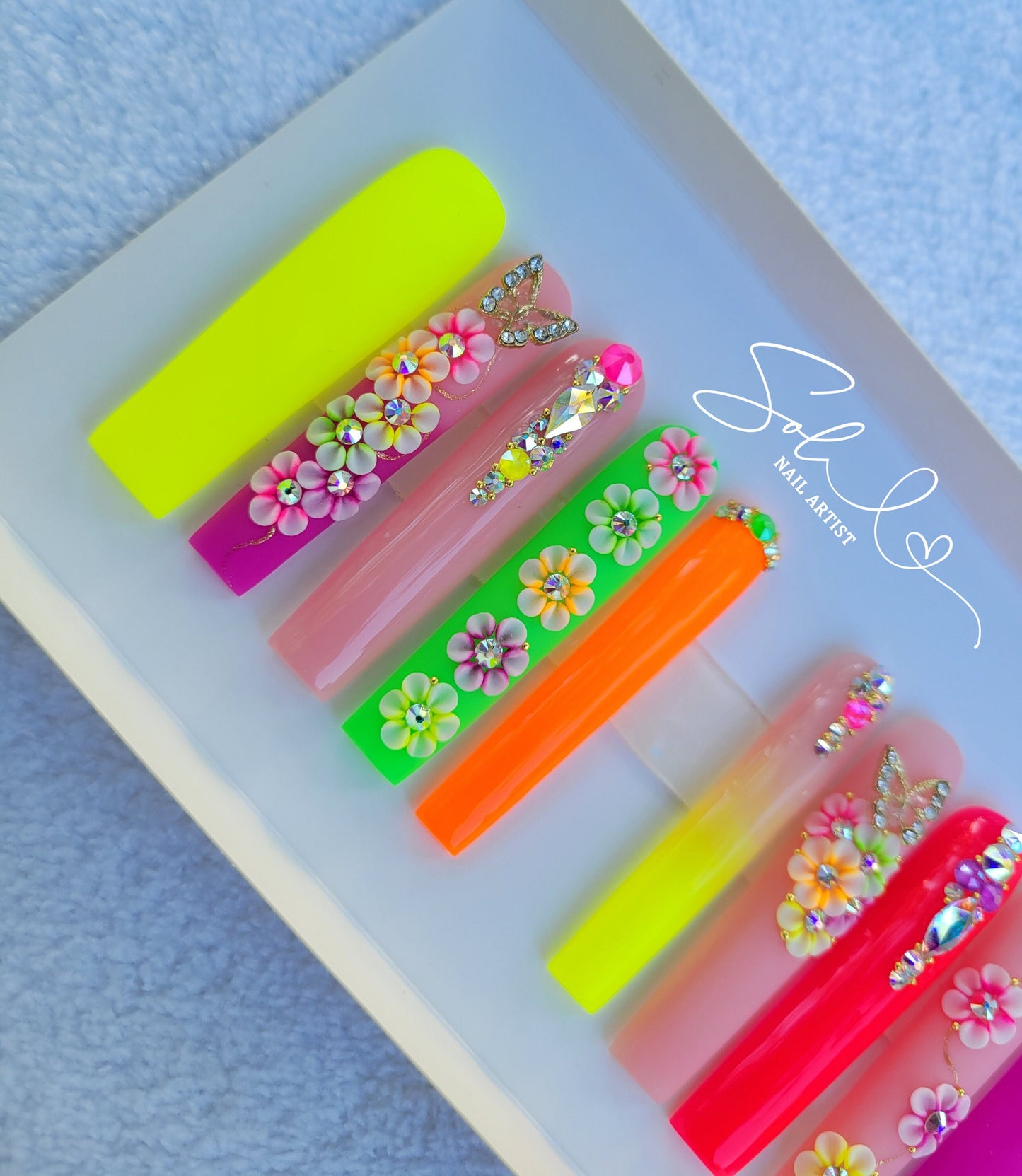 Press-on Nails Flowers
