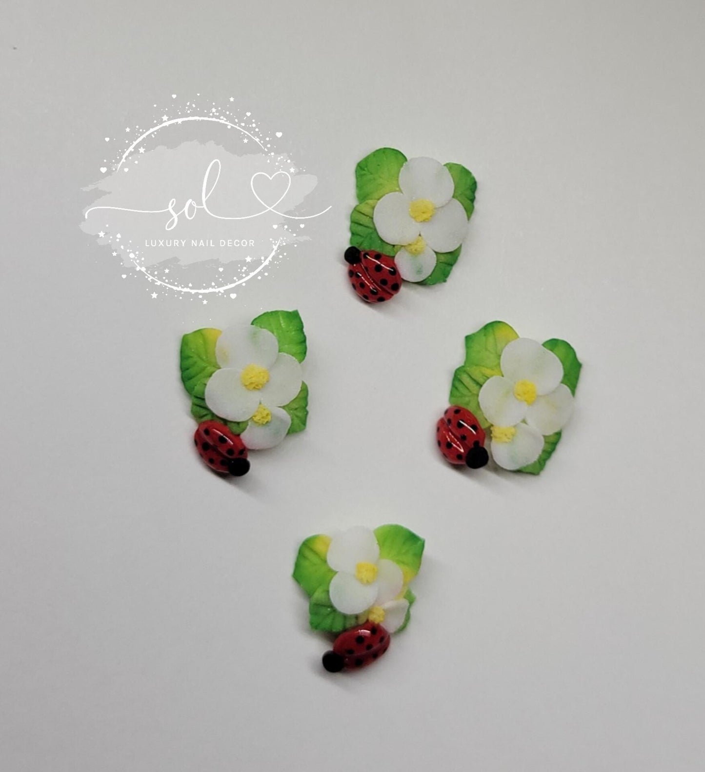 3D Nail Flowers with Ladybug